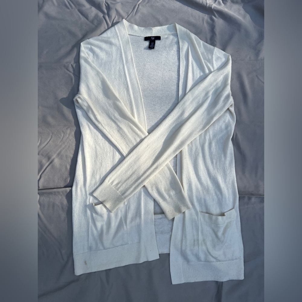 Gap cardigan